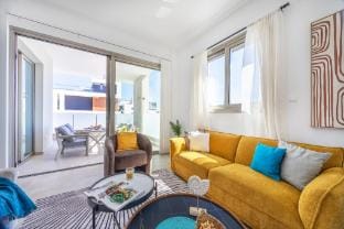 201 Mulberry Tree- Inviting with Large Terrace Apartment in Germasogeia