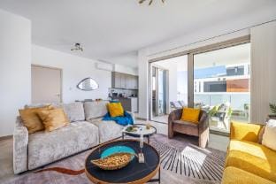 201 Mulberry Tree- Inviting with Large Terrace Apartment in Germasogeia