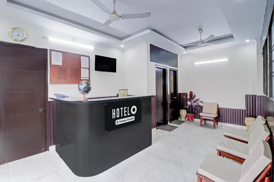 Super Hotel O Shimla Bypass Road ISBT Dehradun Formerly Benison Guest House Hotel in Dehradun