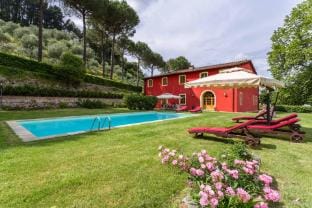 Villa Il Gelsomino by Miani Group Villa in Capannori