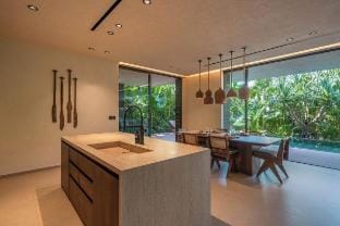 Villa Fiji by Villa Finder Villa in North Kuta