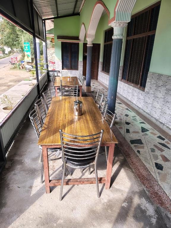 Hotel Gauri Shankar & Restaurant Apartment in Uttarakhand