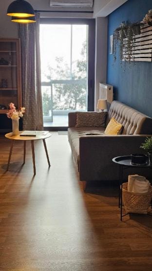 Heart of Faliro 2BR 500m to Sea - Newly Renovated Vacation rental in South Athens