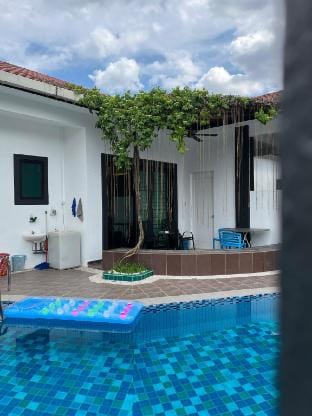 Fairy Retreat Private Pool 13Px Vacation rental in Ipoh