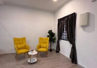 Ipoh 4BR Family Villa｜Spacious Stay for 21 Pax Vacation rental in Ipoh