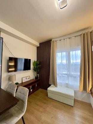 The Crazy Escape - Davao Condo for Rent  Apartment in Davao City