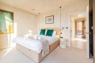Penthouse in Fulham/West Kensington 3 Bedrooms Vacation rental in City of Westminster