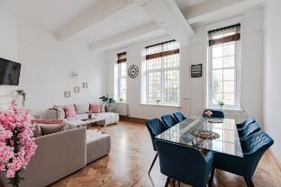 The Earl's Court Haven Apartment in City of Westminster
