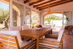 Los Lobitos in Cumbre del Sol Villa in Marina Alta