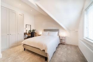 Luxury Two Bed Penthouse located in Hoylake Apartment in Hoylake