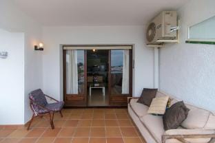 WELCS APARTAMENTO 243 EMP con terraza con vista Apartment in Alt Empordà