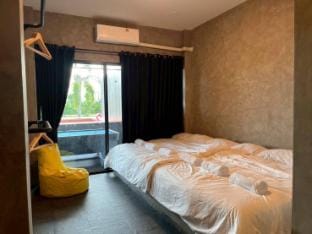 Phuwara poolvilla ภูวรา พูลวิลล่า  Villa in Thailand