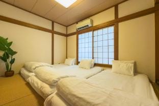 ST 70㎡ 2bedrooms House 5min walk  from Tennoji st Vacation rental in Osaka
