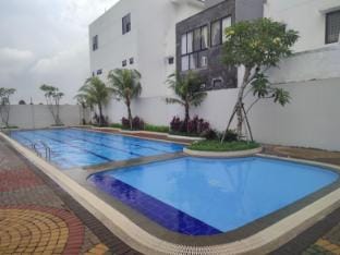  KOSTAYCATION FRONT OF KAMPUS ESA UNGGUL TANGERANG Vacation rental in West Java