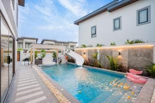 Best Fun Pool Villa วิลล่าพัทยาใกล้หาดจอมเทียน  Villa in Pattaya City
