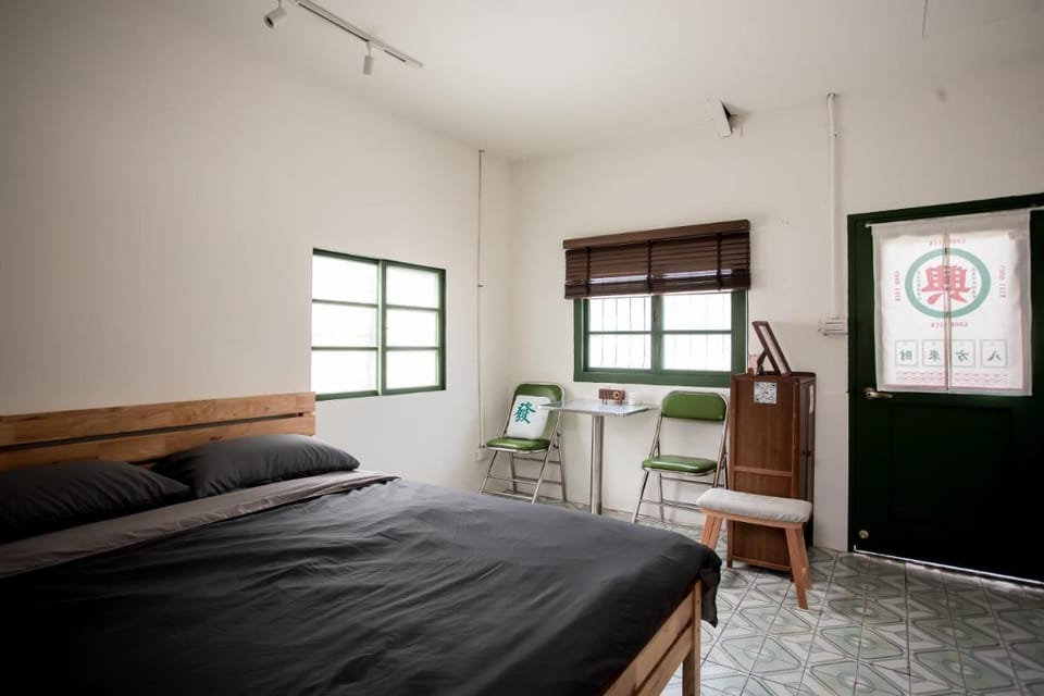 興華居室港風民宿-LINE官方720syus b Vacation rental in Kaohsiung