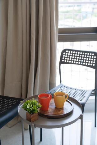Breezy & Bright 2bhk Apt near Airport Vacation rental in Mumbai