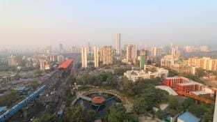 Pinaki Comfort Stay Malad – Near Nesco & Oberoi Mall  Apartment in Mumbai