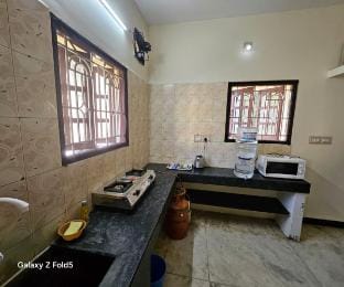 Sai Nest - Spacious-Non AC-3 BHK Vacation rental in Coimbatore