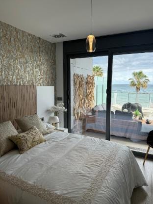 MAJESTIC LUXURY VILLA WITH OCEAN VIEWS, ALICANTE Villa in Alicante