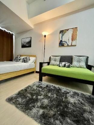 Condo in Paseo Makati Apartment in Pasay