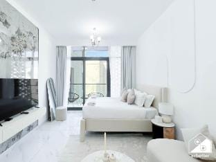 JVC Hideaway: Studio with Balcony and Amenities Vacation rental in Dubai