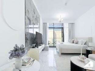JVC Hideaway: Studio with Balcony and Amenities Vacation rental in Dubai