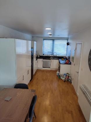 Beautiful, modern, clean and quiet 3 bedroom House Vacation rental in London
