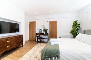Spacious Stylish Studio, Hoylake Apartment in Hoylake