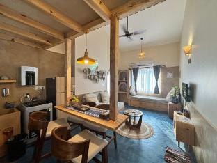 Localvibe Earthy Escape - Siolim North Goa Apartment in Goa, India