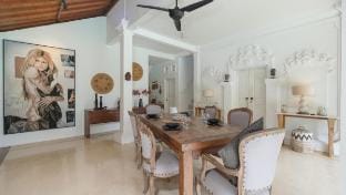 Villa Mogi by Villa Finder Villa in Kuta
