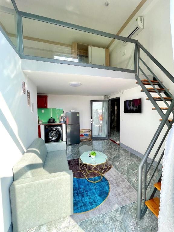 I 401 Violet I Modern loft-style Studio w Balcony Vacation rental in Cambodia