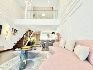Twin SeaviewDuplex unit at R&FSeine Region byAnju Vacation rental in Johor Bahru