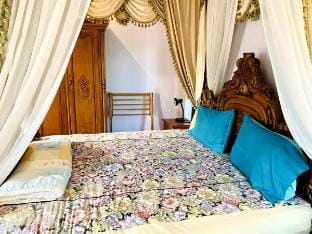 Klaeng Houses Vacation rental in Chon Buri Changwat