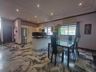 BIG VILLA at CET Resort with Pool/Padel/Tennis Villa in Chon Buri Changwat