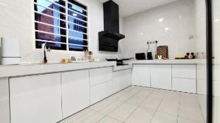 [16pax]372home[Karaoke][Pool Table][BBQ][WiFi] Vacation rental in Port Dickson