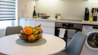 Queens Terrace by Select SA Apartment 36-4 Vacation rental in Reading