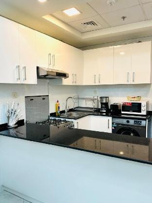 Elegant Studio: Your Perfect Stay in Dubai Vacation rental in Dubai