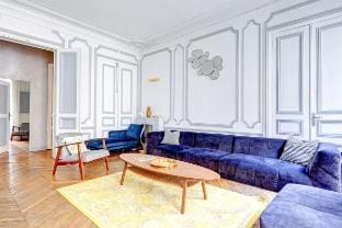 Luxury Parisian experience in the Champs-Élysées Vacation rental in Paris