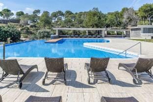 Modern and bright duplex, with sea views Vacation rental in Garraf