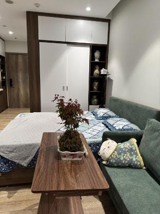 Gốm homestay Landmark Ecopark view Hồ thiên Nga  Apartment in Laos