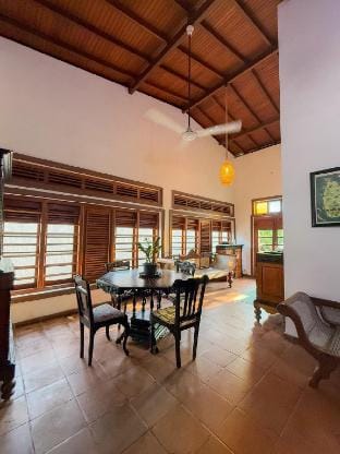 3 Bedroom Private Villa with Direct Beach Access Vacation rental in Mirissa