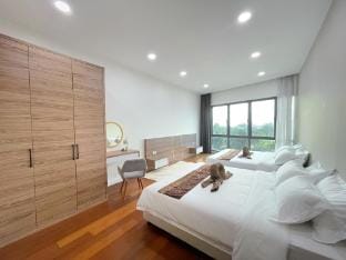 Ezyhouz @ IMAGO KotaKinabalu City|LuxurySeaview3BR Apartment in Kota Kinabalu