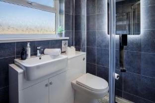 Bayview 87 - 2 Bedroom Chalet - Bayview Oxwich Chalet in Wales