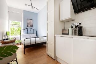 Kensington Gardens Studio - 12 Apartment in City of Westminster