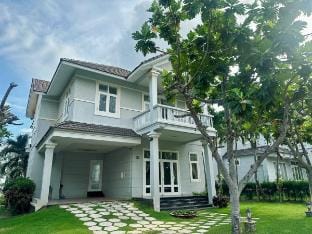 Casa Villa 5 PN Sea View Vacation rental in Phan Thiet