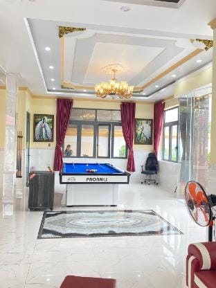 Villa 10 Room 100M Go To Beach Villa in Vung Tau