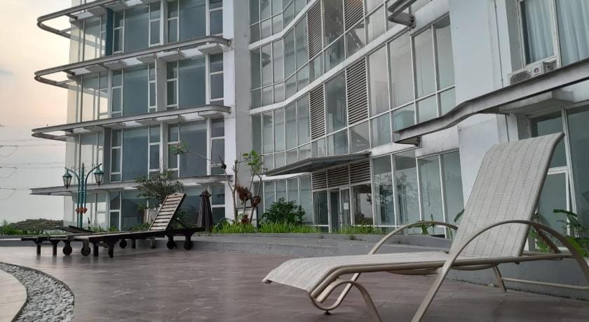 Nature INN Majestic Point Serpong Hotel in West Java