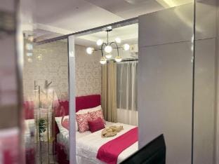 Shore Residences Pink Room 1641 by  Prime Stay MOA Vacation rental in Pasay