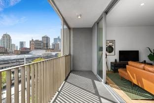 Central charming 2 beds with balcony & aircon Vacation rental in Surry Hills